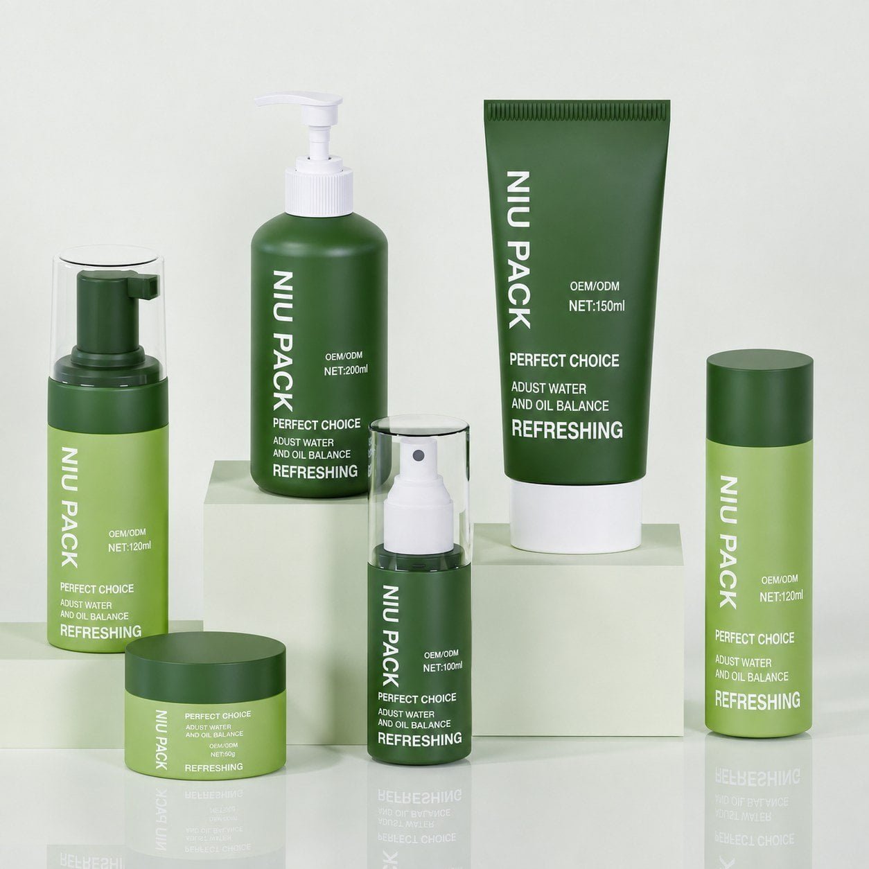 Custom cosmetic packaging bottles and jars for beauty brands